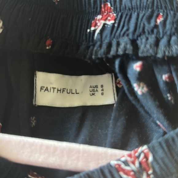 Faithfull Top - Picture 3 of 3